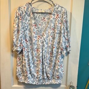 Melloday size 3x Floral V-Neck Blouse - Blue and Red